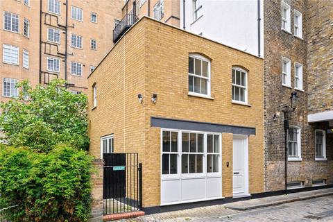 2 bedroom mews for sale, Colonnade, London WC1N