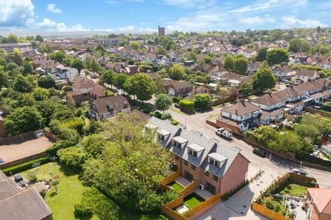 4 bedroom terraced house for sale, Eric Court, Epping CM16