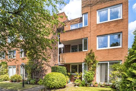 2 bedroom apartment for sale, Arterberry Road, London, SW20