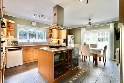 34 Lakeside, Tredegar, NP22 3BL