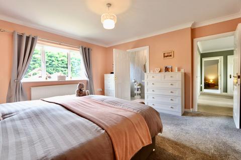 34 Lakeside, Tredegar, NP22 3BL