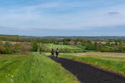 Farm for sale, Cropredy Lawn, Cropredy, Banbury, Oxfordshire, OX17