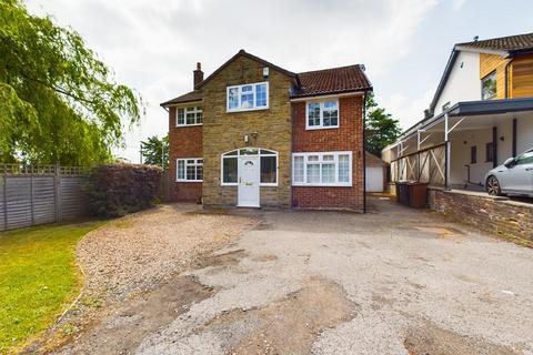 5 bedroom detached house to rent, Scotland Close, Horsforth, Leeds LS18