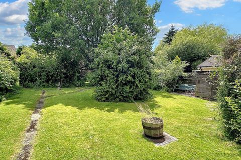17 Atheling Road, Hythe, Southampton, SO45 6BS