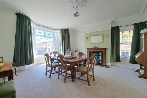 5 bedroom end of terrace house for sale, Highfield Terrace, Shipley, West Yorkshire