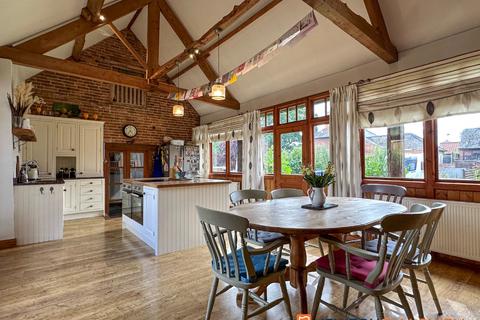 5 bedroom barn conversion for sale, Ossington Road, 5 NG22