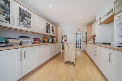 3 bedroom terraced house for sale, Swaffield Road, Earlsfield