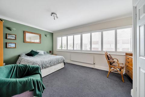 7 Repton Court, Beckenham, BR3 5EN