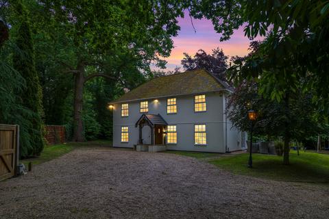 Fosters Lovel Lane, Winkfield, Windsor, SL4 2DG
