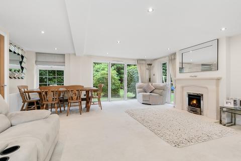 Fosters Lovel Lane, Winkfield, Windsor, SL4 2DG