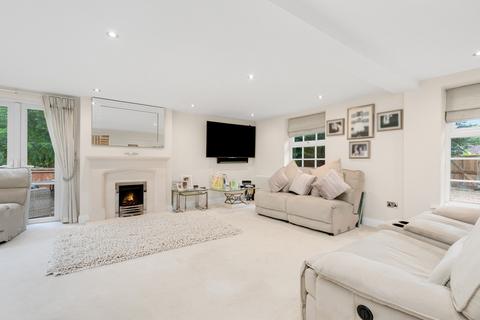 Fosters Lovel Lane, Winkfield, Windsor, SL4 2DG