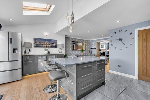 41 Arklow Drive, Hale Village, Liverpool, L24 5RW