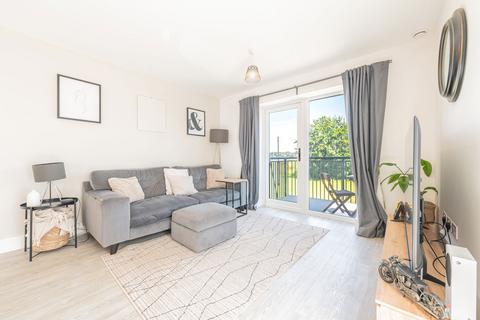 2 bedroom apartment for sale, Meridian Way, Southampton SO14