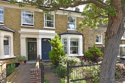 25 Ashmead Road, London, SE8 4DY