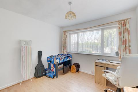 3 bedroom semi-detached house to rent, Milestone Drive, Hagley, Stourbridge, Worcestershire, DY9