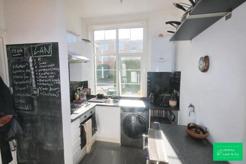 Studio for sale, Manor Road, Barnet, EN5