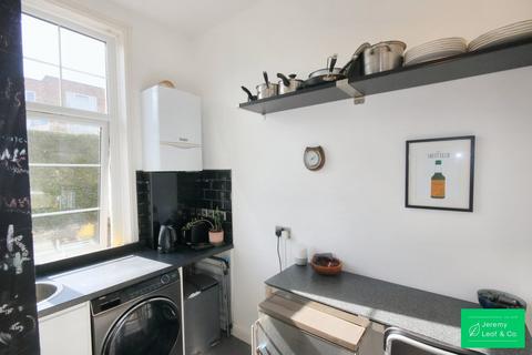 Studio for sale, Manor Road, Barnet, EN5