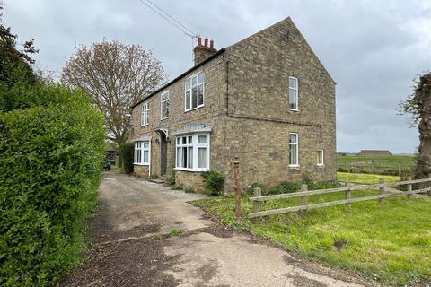 3 bedroom detached house for sale, Benwick Road, Whittlesey