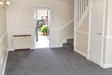 2 bedroom terraced house to rent, Borras Road, Wrexham LL13