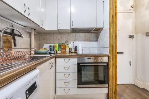 1 bedroom flat for sale, Peters Court,  Westminster,  W2