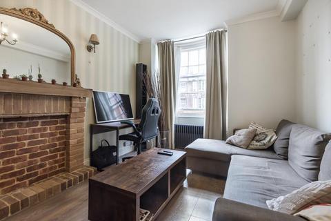 1 bedroom flat for sale, Peters Court,  Westminster,  W2