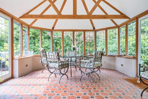 Hillcote Heather Way, Storrington, Pulborough, RH20 4DD