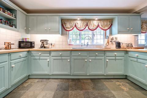 Hillcote Heather Way, Storrington, Pulborough, RH20 4DD