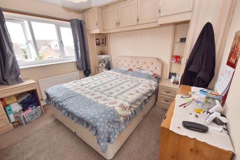 3 bedroom detached house for sale, St. Marys Park Crescent, Leeds, West Yorkshire