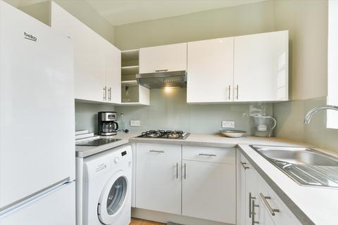 2 bedroom flat to rent, Stanbury Court, Haverstock Hill, Belsize Park, NW3