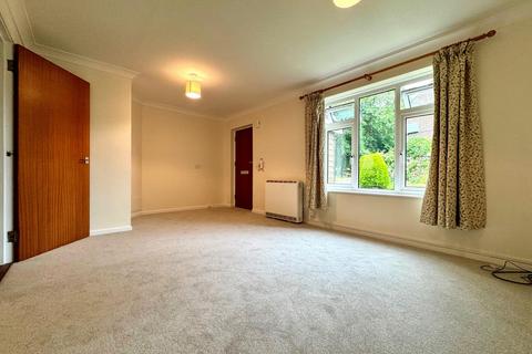 1 bedroom retirement property for sale, Thornton End, Holybourne, Alton, Hampshire