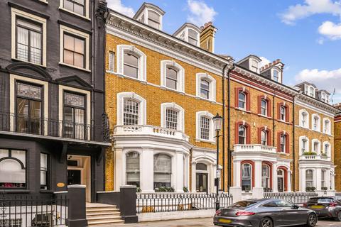 Roland Gardens, South Kensington, London