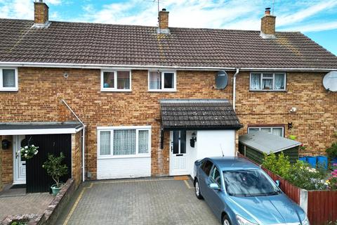 2 bedroom terraced house for sale, Long Acre, Basildon, Essex, SS14