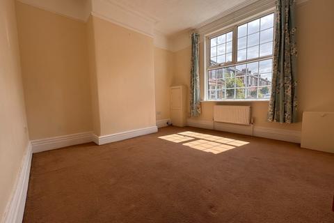 2 bedroom terraced house to rent, Riseley Road, Hartshill, Stoke-on-Trent, ST4