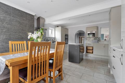 4 bedroom semi-detached house for sale, Radcliffe Road, Stamford, PE9