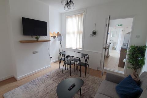 3 bedroom end of terrace house for sale, 33 Carmelite Road, Coventry, West Midlands, CV1 2BX