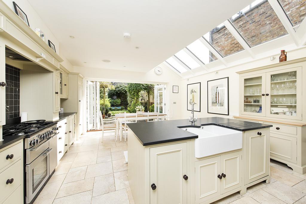 Kitchen 1