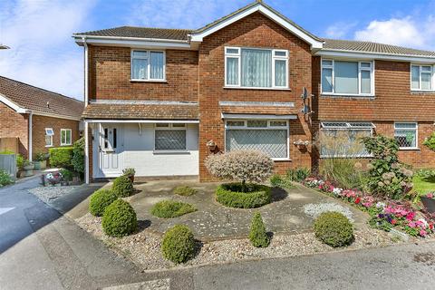 2 bedroom ground floor maisonette for sale, Ellison Court, Faversham, Kent