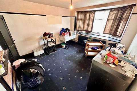 2 bedroom apartment for sale, FFF, 54 Bargates, Christchurch, Dorset, BH23 1QL