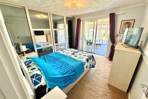 3 bedroom semi-detached bungalow for sale, Kings Parade, Soham