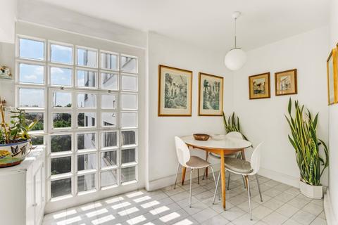 2 bedroom apartment for sale, North Hill, Highgate