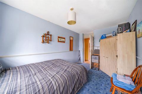 3 bedroom flat for sale, St Marys Avenue, Surrey TW19