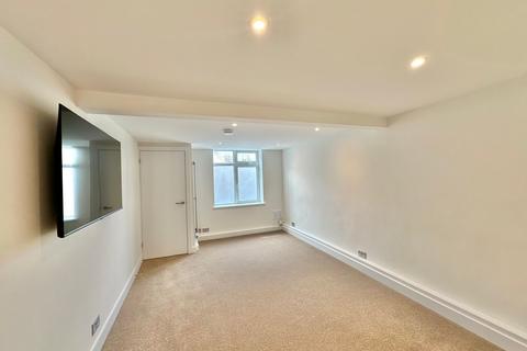2 bedroom apartment to rent, North Street, Leighton Buzzard LU7