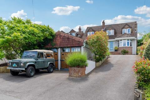 High Wycombe - 5 bedroom detached house for sale