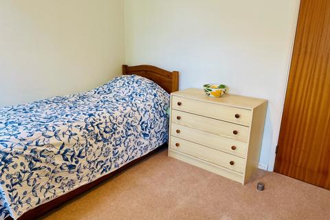 23 Brookmans Close, Upminster, RM14 1SJ