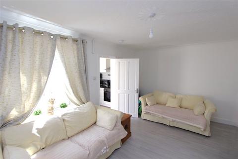 3 bedroom terraced house to rent, Rochefort Drive, Rochford, Essex, SS4