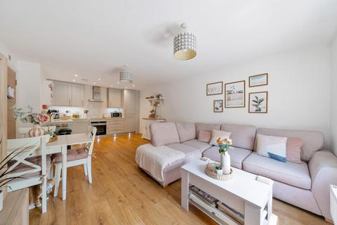 2 bedroom apartment for sale, Bridge House, Bridge Street, Walton-on-Thames