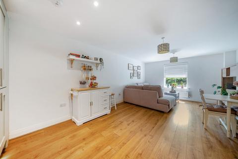 2 bedroom apartment for sale, Bridge House, Bridge Street, Walton-on-Thames