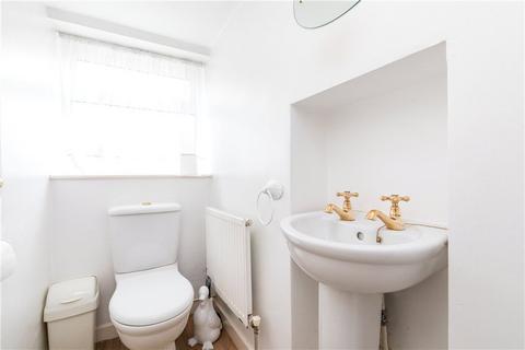 4 Abbey Close, Addingham, Ilkley, LS29 0LT