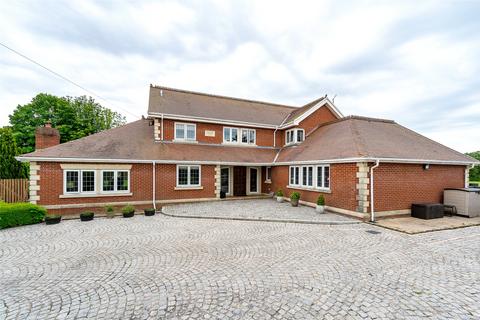 5 bedroom equestrian property for sale, Liverpool Road, Lydiate, Merseyside, L31