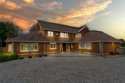 5 bedroom equestrian property for sale, Liverpool Road, Lydiate, Merseyside, L31